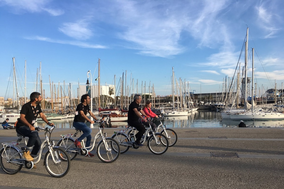 Tour en bicicleta en Barcelona con tapas